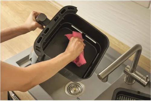 Air Fryer Frytkownica beztłuszczowa SENCOR SFR 6900BK 6.5l z 12 automatycznymi programami i okienkiem do obserwacji postępów