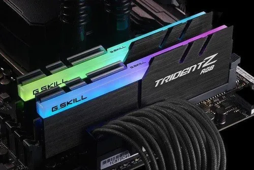 Pamięć G.Skill Trident Z RGB, DDR4, 64 GB, 4000MHz, CL18 (F4-4000C18Q2-64GTZR)