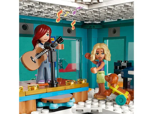 LEGO Friends 41748 Hartlake'deki toplum merkezi