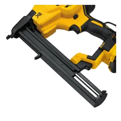 Gwoździarka DeWalt DCN681D2