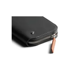 Кожаный кошелек унисекс Bellroy Folio Mini - угольный / кобальтовый
