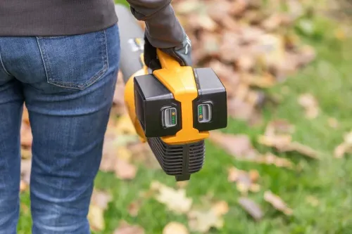 Dmuchawa do liści akumulatorowa STIGA 20V BL 300E 2x4.0 Ah