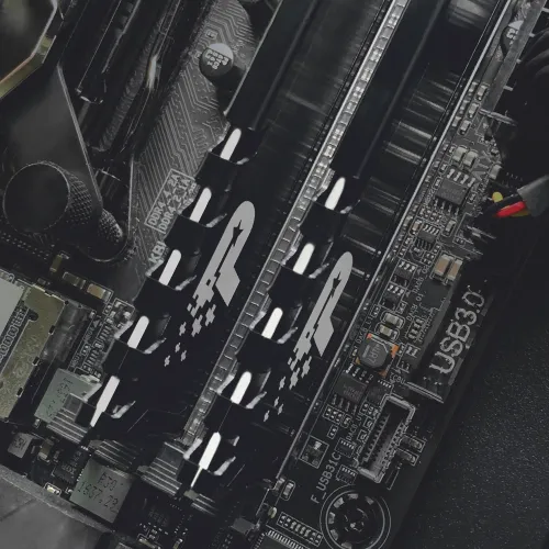 Pamięć RAM Patriot Signature Premium DDR4 16GB 2666 CL19 Czarny