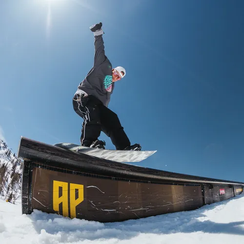 Deska snowboardowa męska Bataleon Disaster