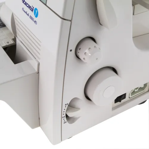 Maszyna do szycia Overlock ŁUCZNIK 820 D-3D