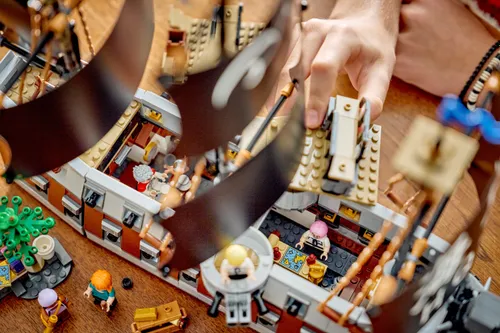 LEGO ONE PIECE 75646 Okręt Garpa, zestaw klocków 9+