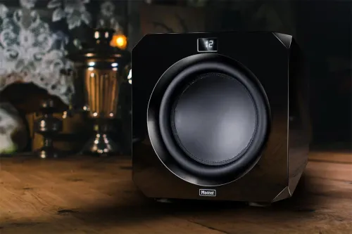 Subwoofer Magnat Omega CS12 Aktywny 525W Czarny połysk