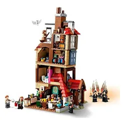 Конструктор Lego Harry Potter атака Гарри Поттера на нору (75980)