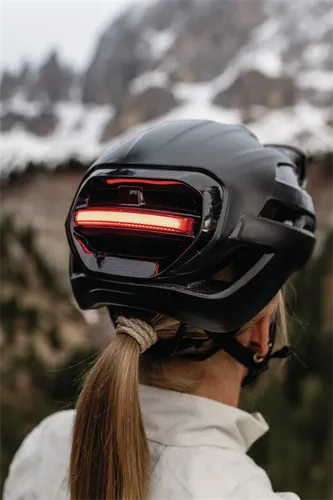 Kask rowerowy ABUS Taipan LED