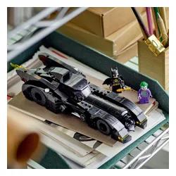 Конструктор Lego DC Batmobil: погоня за Бэтменом за Джокером (76224)