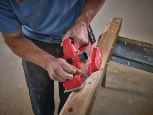 Milwaukee M18 Akülü Planya Makinesi BP-402C