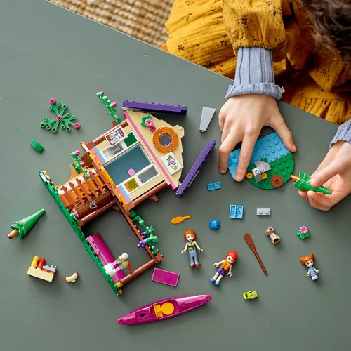 LEGO Friends Leśny domek 41679