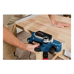 Mașină de rindeluit electrică Bosch GHO 26-82 D