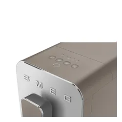 Кофемашина SMEG BCC01TPMEU