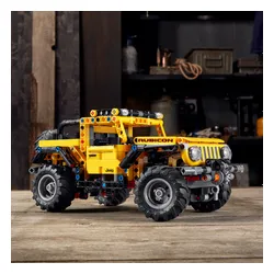 Конструктор Lego Technic Jeep Wrangler (42122)