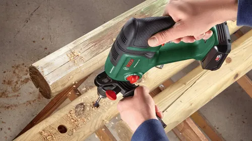 Перфоратор Bosch UniversalHammer 18V