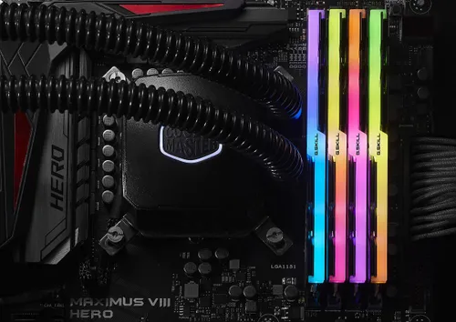 Pamięć G.Skill Trident Z RGB, DDR4, 32 GB, 3200MHz, CL14 (F4-3200C14D-32GTZR)