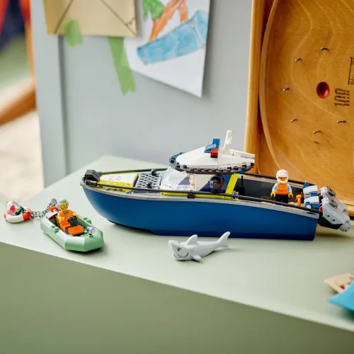 LEGO Klocki City 60456 Pościg łodzią policyjną