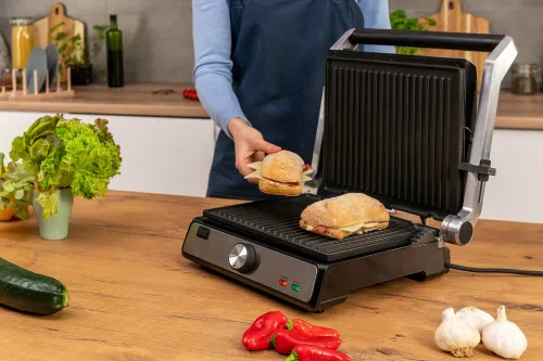 Grill elektryczny GÖTZE & JENSEN GL601X