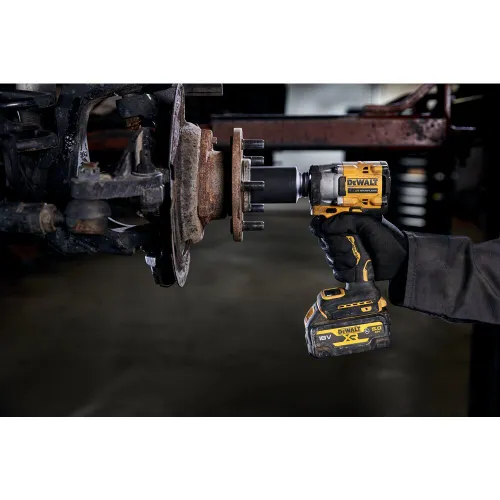 Klucz udarowy DeWalt DCF923P2G