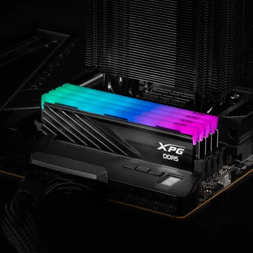 Pamięć RAM Adata Lancer Blade RGB DDR5 32GB (2x16GB) 6400 CL32