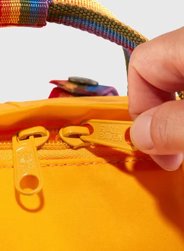 Fjallraven Kanken Gökkuşağı-öküz kırmızı sırt çantası / gökkuşağı deseni