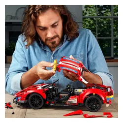 Конструктор Lego Technic Ferrari 488 GTE AF Corse #51 (42125)