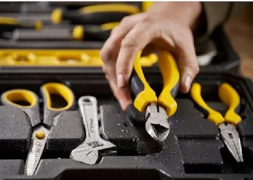 Zestaw narzędzi STANLEY STHT78050-1 (28 elementów)