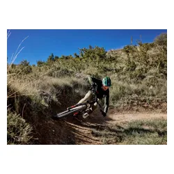 Kask rowerowy LAZER Impala KinetiCore Zielony MTB z możliwością zamontowania lampki (rozmiar M)