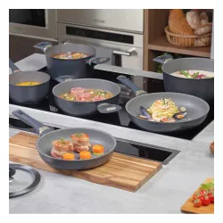 TOGNANA Italika Premium 26 cm - patelnia marmurowa nieprzywierająca