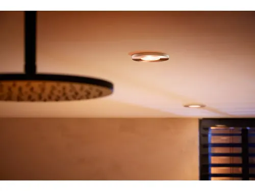 Oświetlenie punktowe Philips Hue White and Color Ambiance Xamento 1szt. Chrom