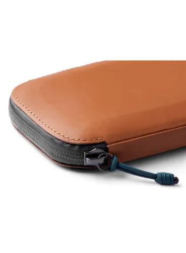 Чехол для телефона и карты Bellroy Venture Phone Pocket - бронзовый