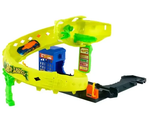 Tor Hot Wheels City Zakręcony tor Węża JBM63