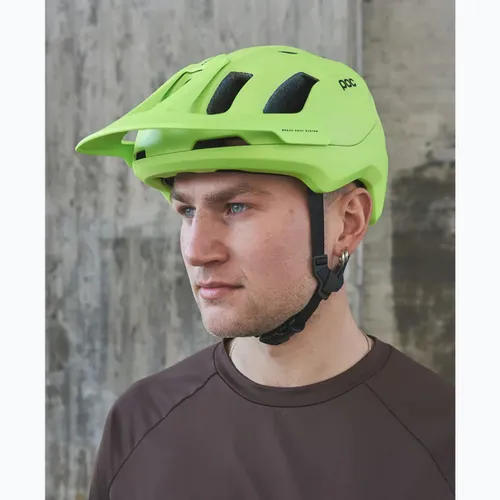 Kask rowerowy POC Axion fluorescent yellow/green matt