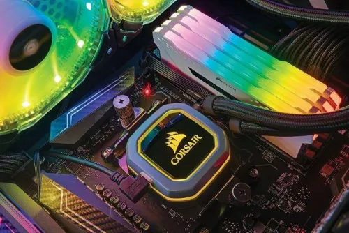 Pamięć RAM Corsair Vengeance RGB PRO White DDR4 (4 x 8GB) 32GB 3200 CL16