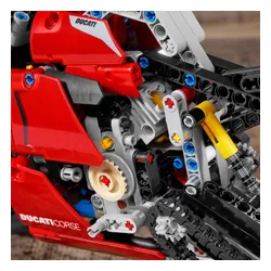 Конструктор Lego Technic Ducati Panigale V4 R (42107)