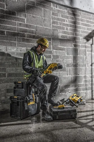 Gwoździarka do betonu DeWalt DCN890P2