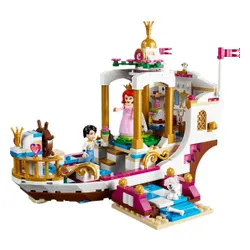 Конструктор Lego Disney торжественная лодка Ариэль (41153)