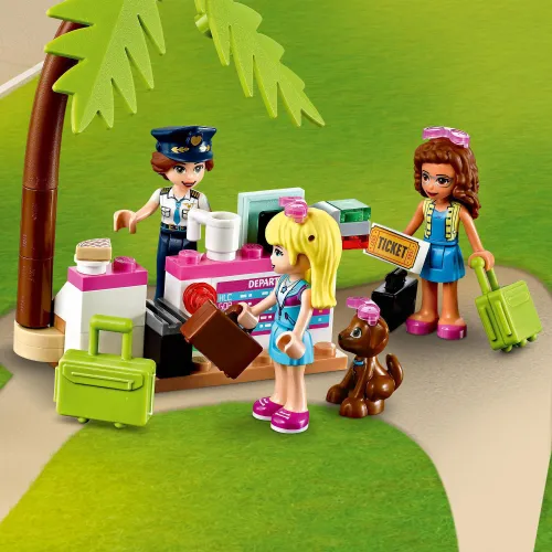 Конструктор Lego Friends самолет из города Хартлейк (41429)