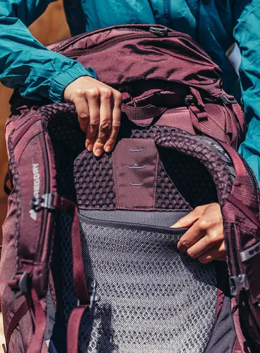 Plecak trekkingowy damski Gregory Deva 70 - glacial blue
