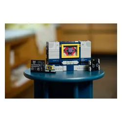 LEGO 10358 ICONS Transformers: Soundwave
