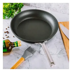 TESCOMA TitanPower 26 cm czarna - patelnia tytanowa nieprzywierająca