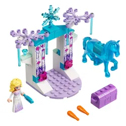 LEGO 43209 Disney Elsa i lodowa stajnia Nokka