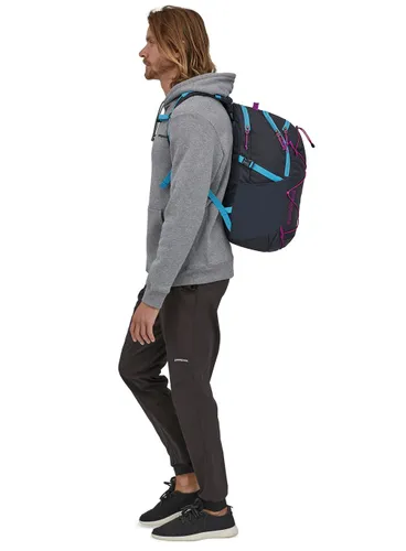 Городской рюкзак Patagonia Refugio Day Pack 30 l - skiff blue