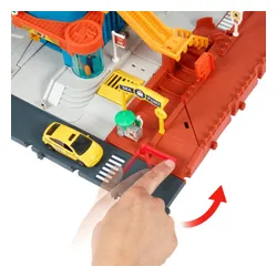 Mattel Zestaw z parkingiem i pojazdami Action Drivers
