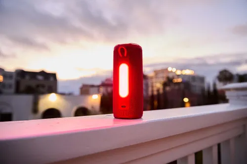 Głośnik mobilny JBL Grip Czerwony