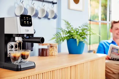 Ekspres BEKO CaffeExperto CEP5304X 15 bar 4 programy
