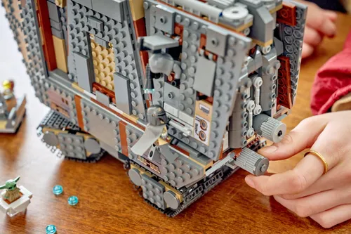 LEGO 75453 Star Wars: Мандалорский песчаный краулер джавов, набор кубиков 14+
