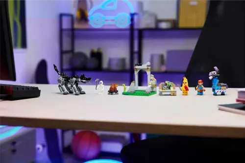 LEGO Fortnite 77075 Skórek I Iskra Oraz Obóz