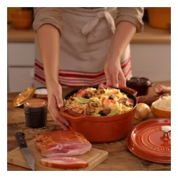 STAUB La Cocotte 6,7 l czerwony - garnek żeliwny z pokrywką